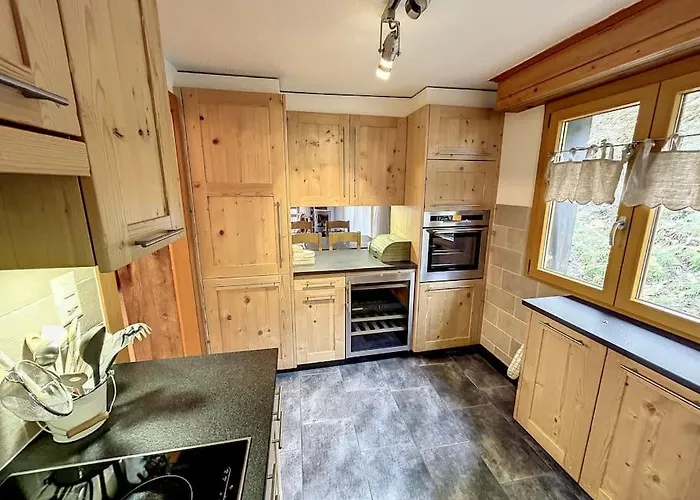 Daire Tzoumaz Mountain Retreat *